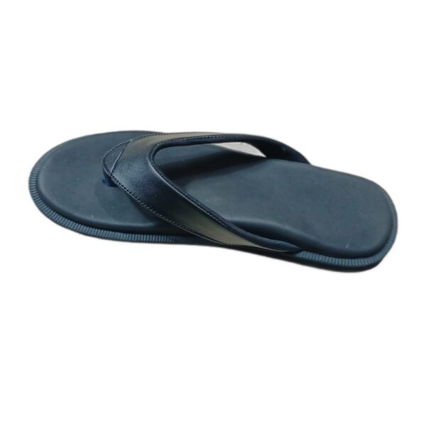 Women's Flip-Flops & Slippers - Image 9